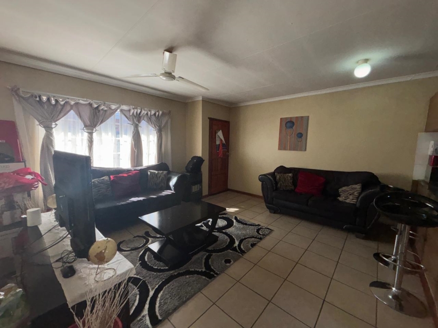2 Bedroom Property for Sale in Willows Free State